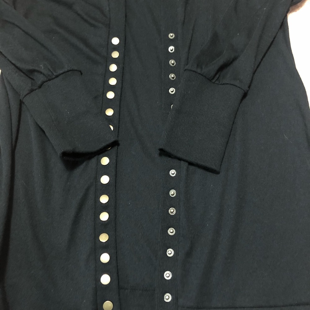 Long snap cardigan